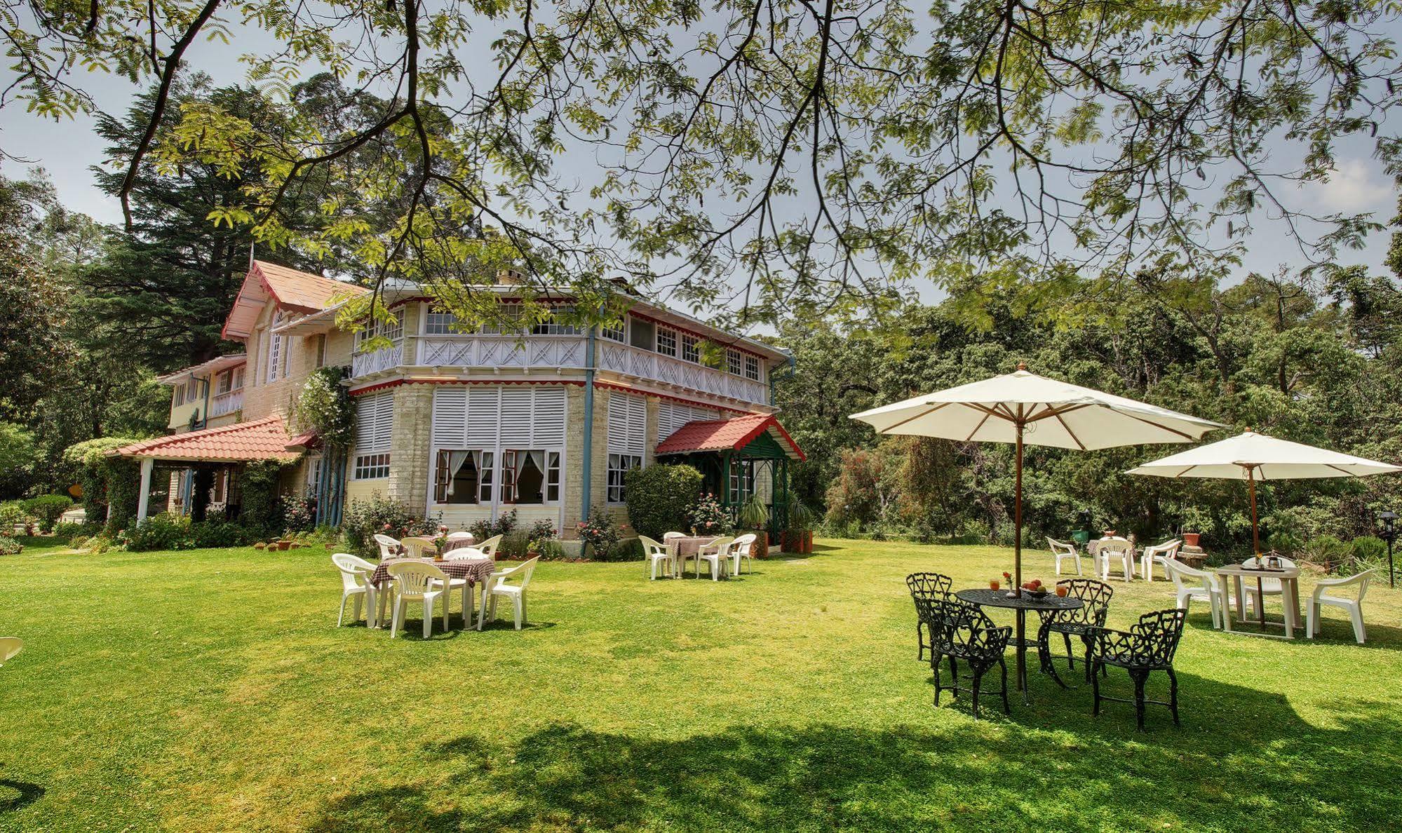 Chevron Rosemount Hotel Ranikhet Exterior photo